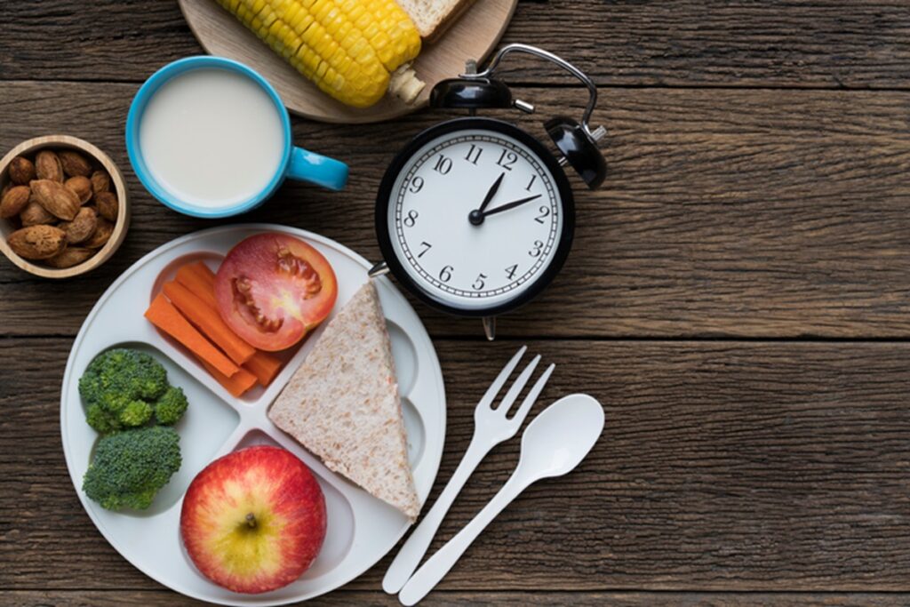 Meal Timing: Should You Eat Before or After a Workout?